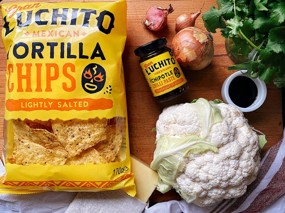 Quick queso with roasted cauliflower, veggie queso, ingredients for quick veggie queso