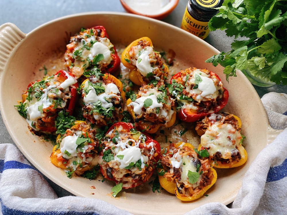 Chilli Stuffed Peppers Recipe With Cheesy Topping | Gran Luchito