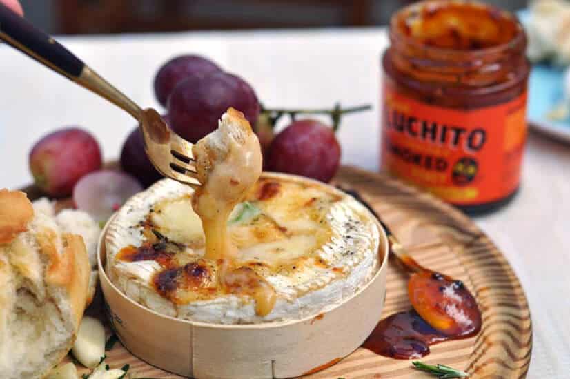 Baked Camembert Recipe with Chipotle Honey | Gran Luchito