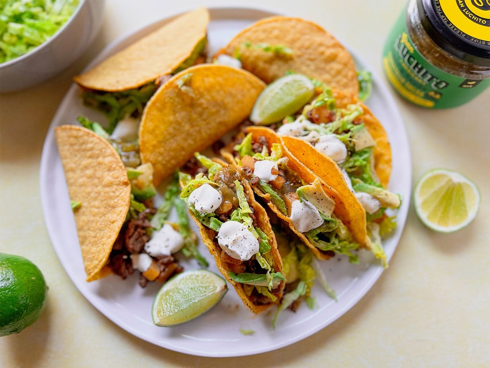 Crunchy Beef Tacos with Hard Shell Tacos | Gran Luchito
