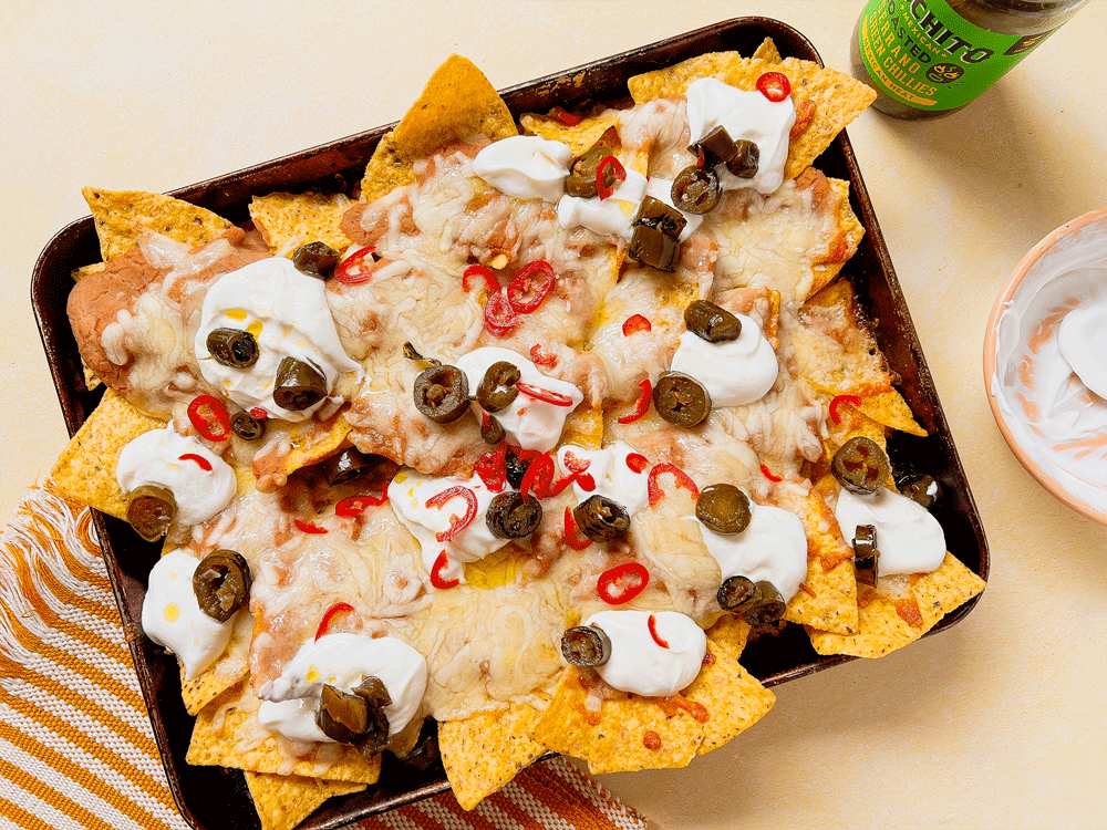 Quick and Tasty Easy Nachos: For Any Occasion | Gran Luchito