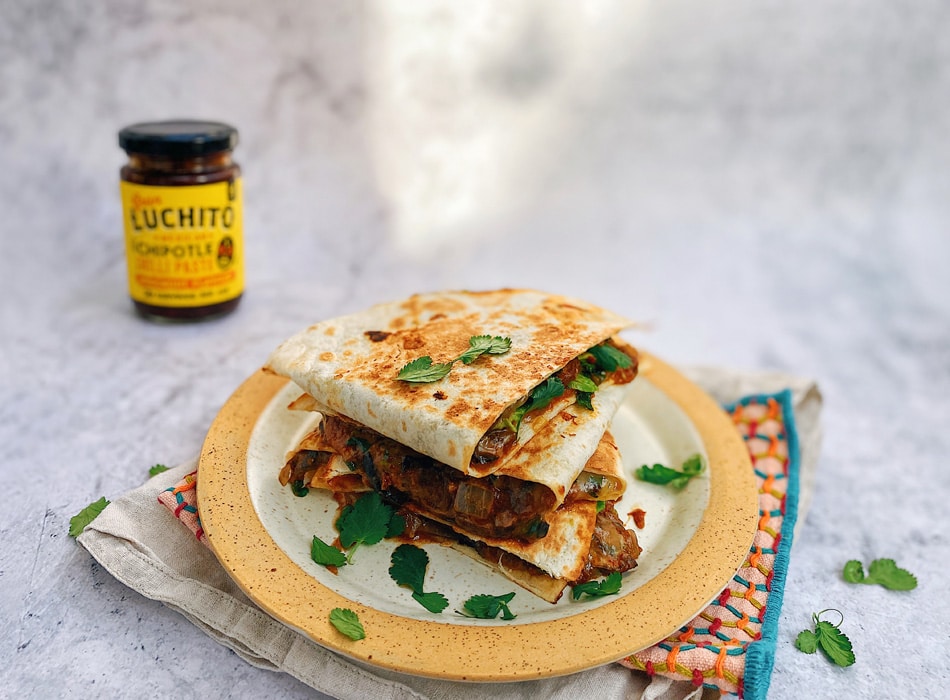 Mexican Vegan Quesadilla Recipe | Gran Luchito