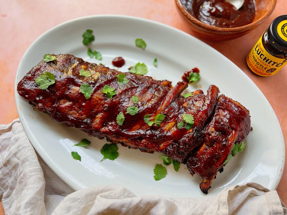 Pork Ribs with Chipotle BBQ Sauce | Mexican BBQ | Gran Luchito