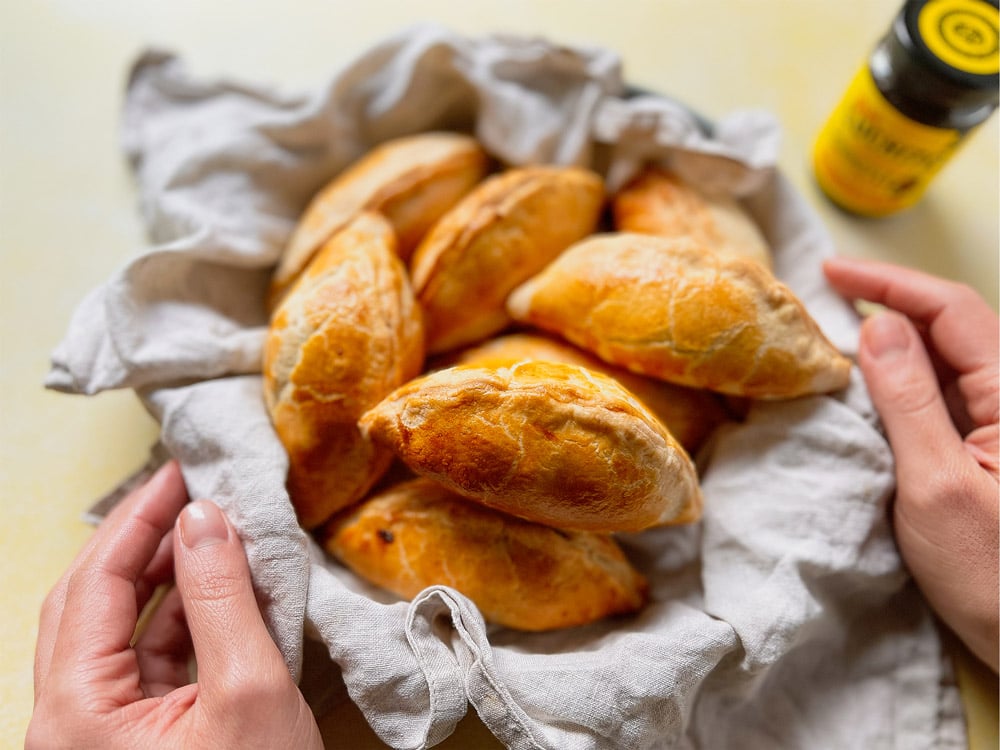 Air Fryer Empanada, Easy Empanada | Gran Luchito