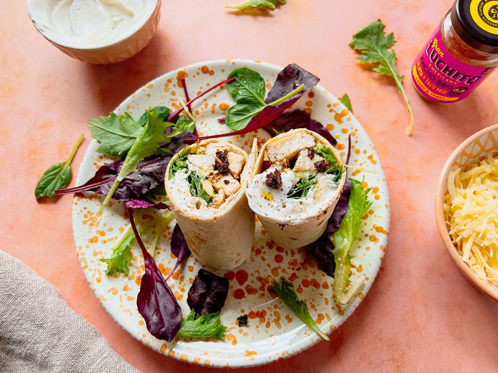 Super Easy Chicken Burrito | Gran Luchito